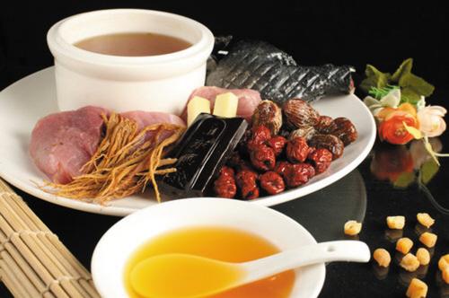 “中藥零食”吃不對 養(yǎng)生不成反傷身