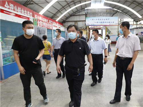 【迎接國家衛(wèi)生城市復(fù)審】東昌府區(qū)人大常委會視察深化文明城市創(chuàng)建工作