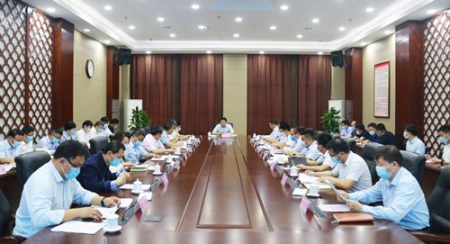 努力推動全區(qū)城市基層黨建工作再上新臺階  東昌府區(qū)委黨的建設工作領導小組2022年度第二次會議暨城市居民小區(qū)“兩委制”安排部署會議召開  馬軍權(quán)出席并講話 江紹