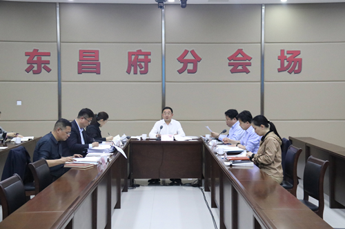 東昌府區(qū)人民政府黨組理論學(xué)習(xí)中心組進(jìn)行集體學(xué)習(xí)